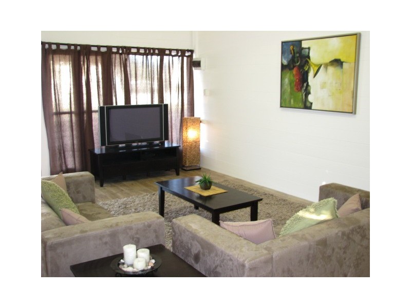 294 East Street, Depot Hill QLD 4700