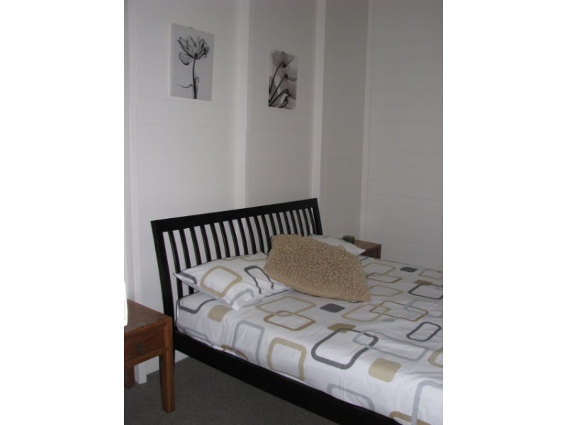 294 East Street, Depot Hill QLD 4700