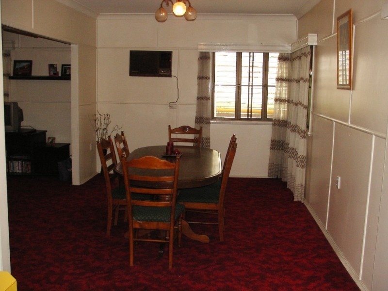 1 Main Street, Park Avenue QLD 4701