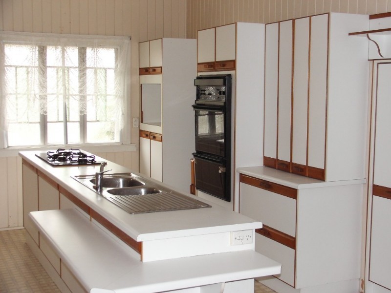 80 Edward Street, Berserker QLD 4701