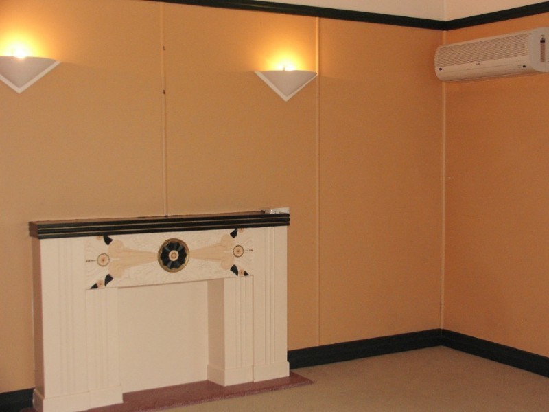 80 Edward Street, Berserker QLD 4701