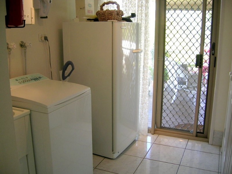 19 Price Drive, Glenlee QLD 4711