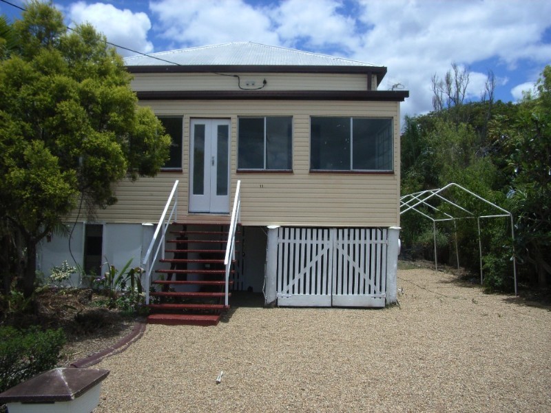 11 Hollingsworth Street, Kawana QLD 4701