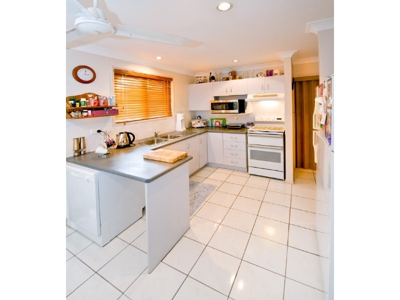 44 Bean Avenue, Parkhurst QLD 4702