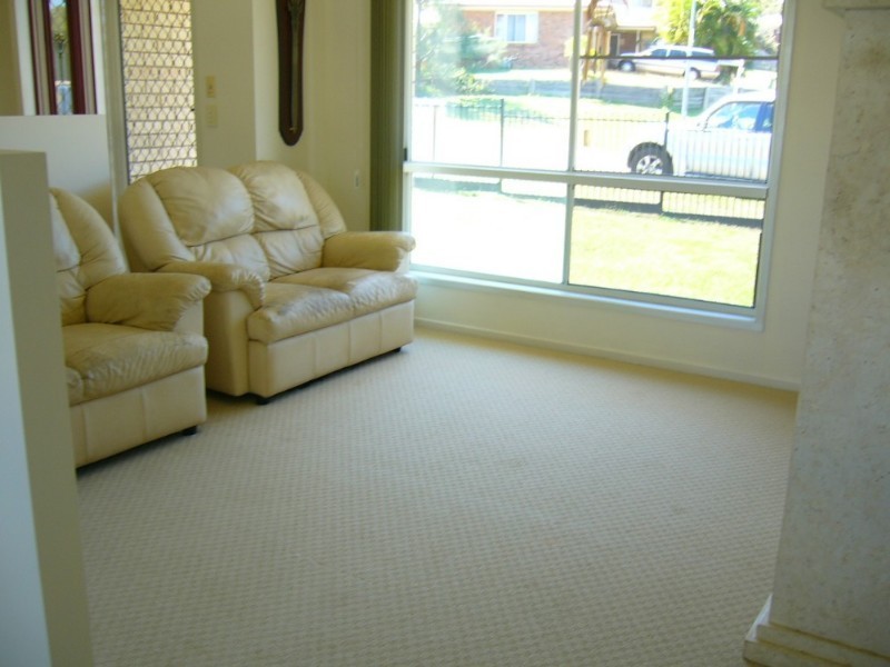 25 Van Haeren Street, Kawana QLD 4701