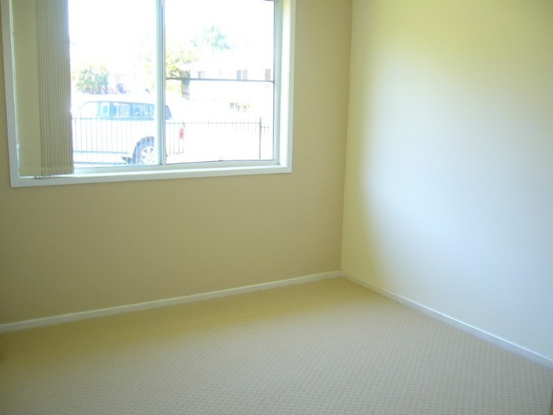 25 Van Haeren Street, Kawana QLD 4701