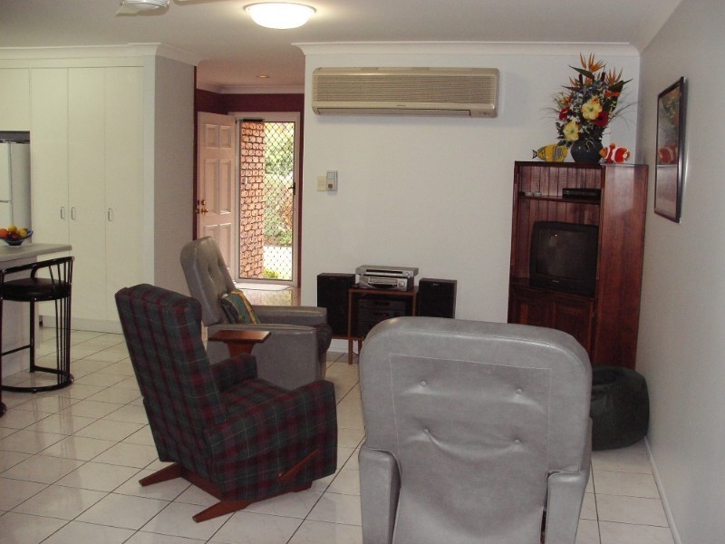 10 Milford Avenue, Frenchville QLD 4701