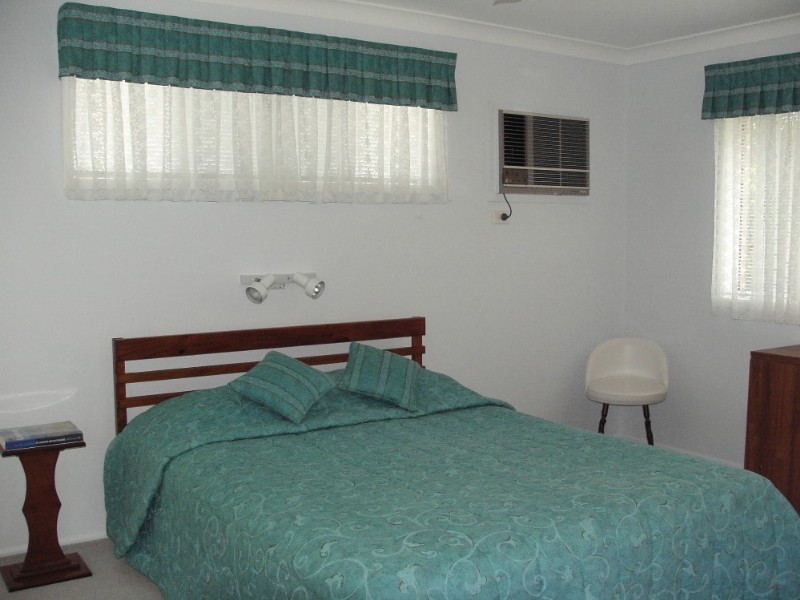 10 Milford Avenue, Frenchville QLD 4701