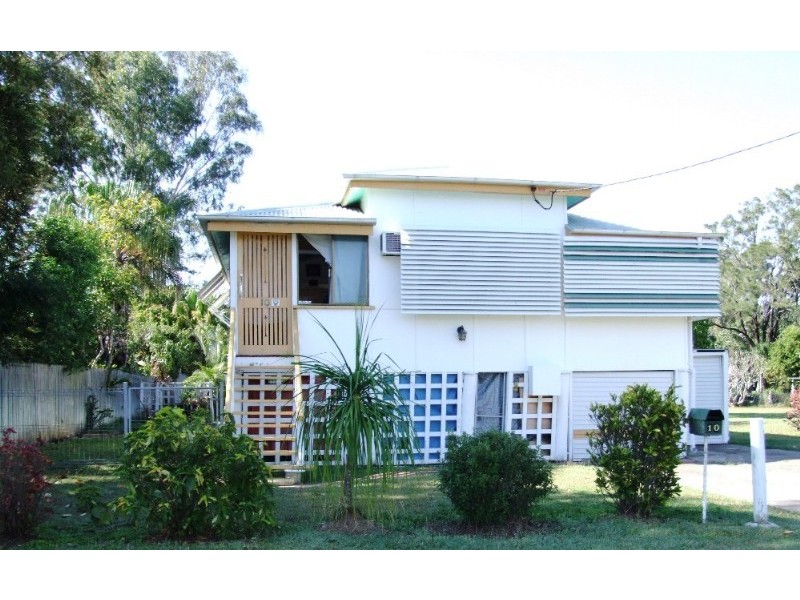 10 Lauga Street, Park Avenue QLD 4701