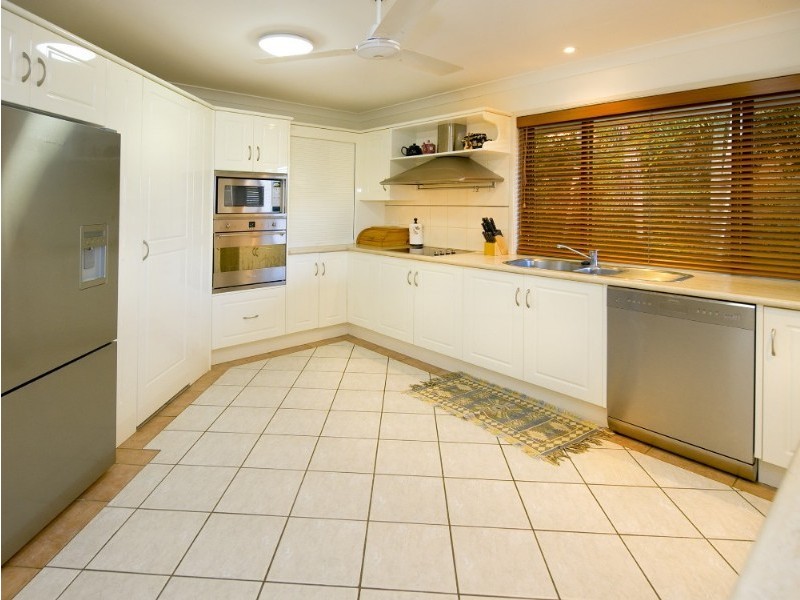 32 Forbes Avenue, Frenchville QLD 4701