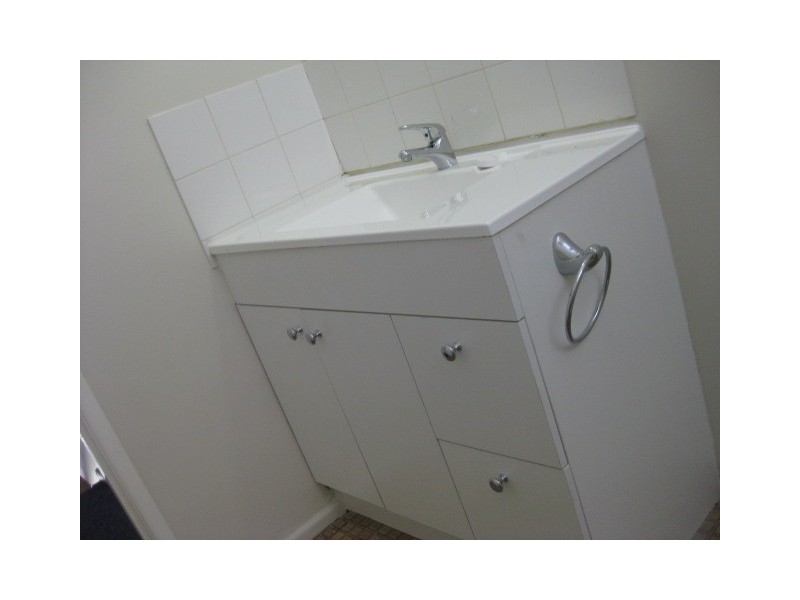 8/200 Canning Street, Rockhampton QLD 4700