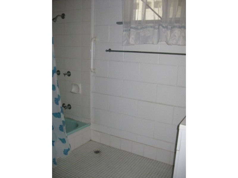 1/355 Duthie Avenue, Frenchville QLD 4701