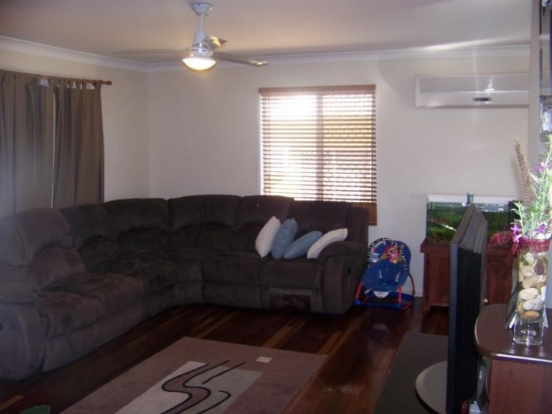 50 Thompson Street, Park Avenue QLD 4701