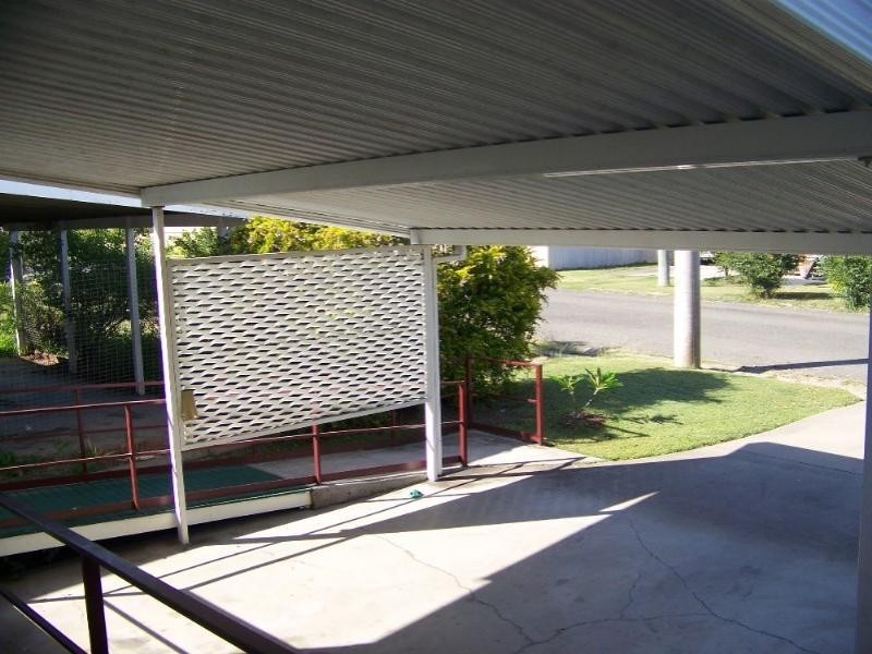 50 Thompson Street, Park Avenue QLD 4701