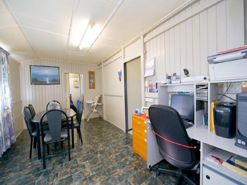 105 Haynes Street, Park Avenue QLD 4701