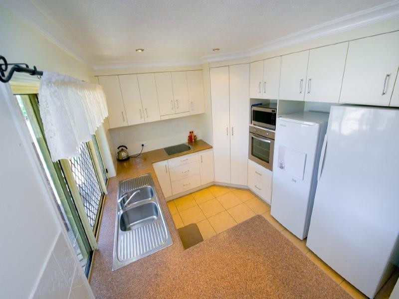 82 Sondra Lena Drive, Glenlee QLD 4711