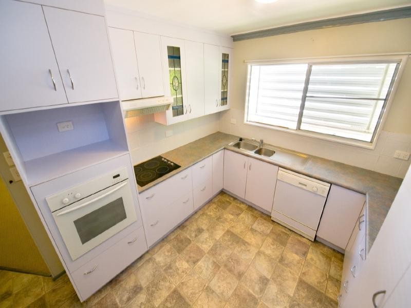 5 Mortensen Street, Park Avenue QLD 4701