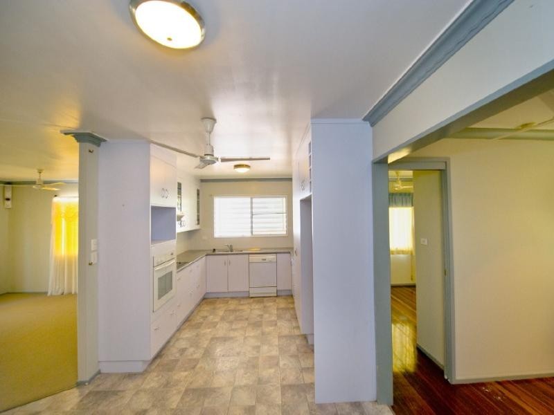 5 Mortensen Street, Park Avenue QLD 4701