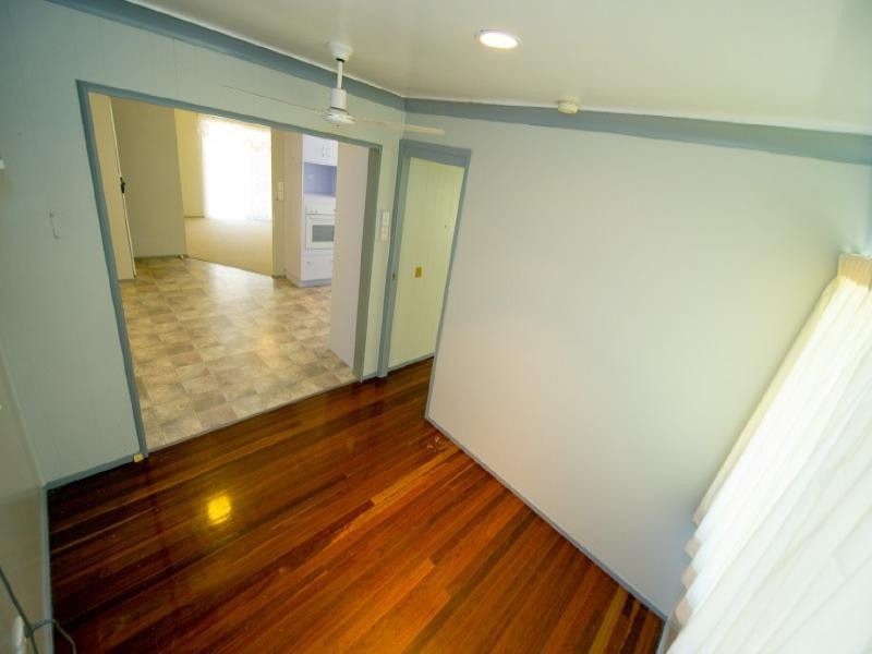 5 Mortensen Street, Park Avenue QLD 4701