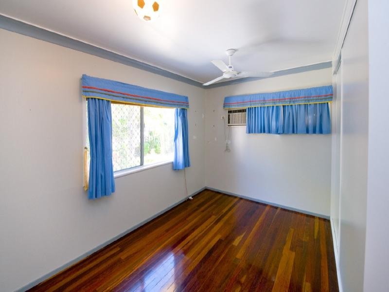 5 Mortensen Street, Park Avenue QLD 4701
