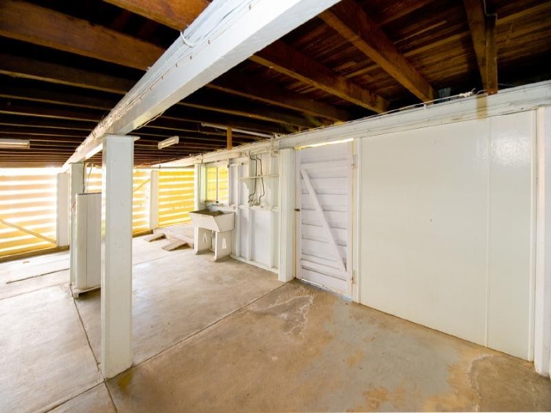 5 Mortensen Street, Park Avenue QLD 4701