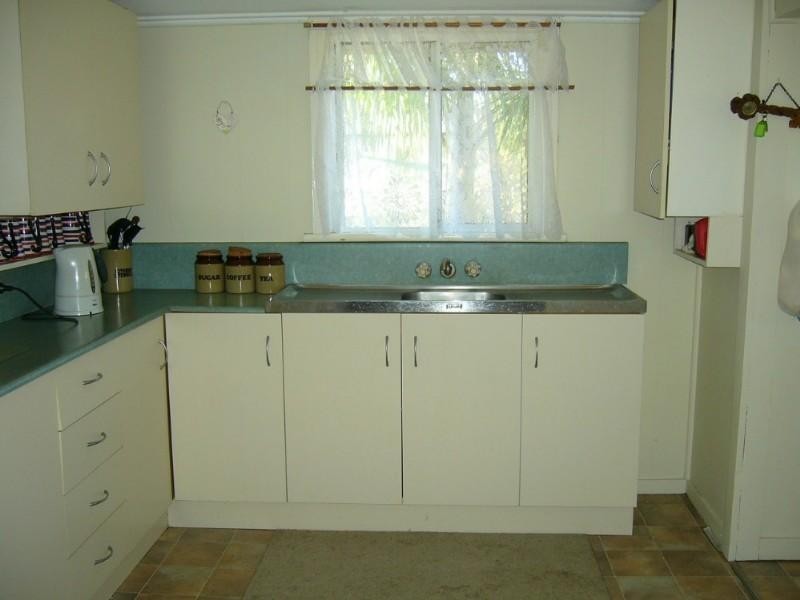 274 Ford Street, Berserker QLD 4701