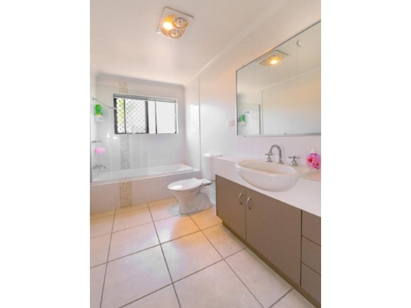 8/269 Richardson Road, Kawana QLD 4701