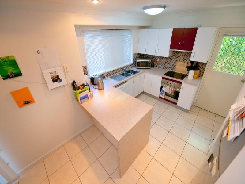 8/269 Richardson Road, Kawana QLD 4701