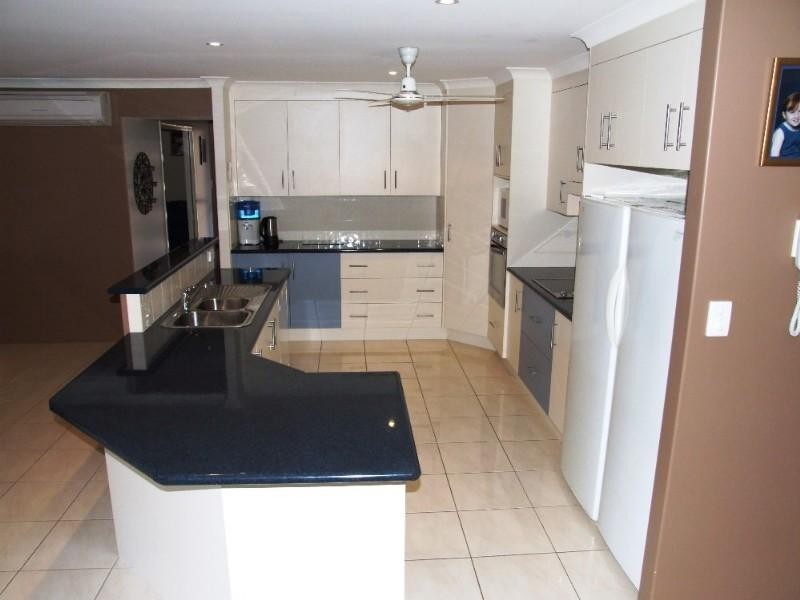 105 Perrott Drive, Rockyview QLD 4701