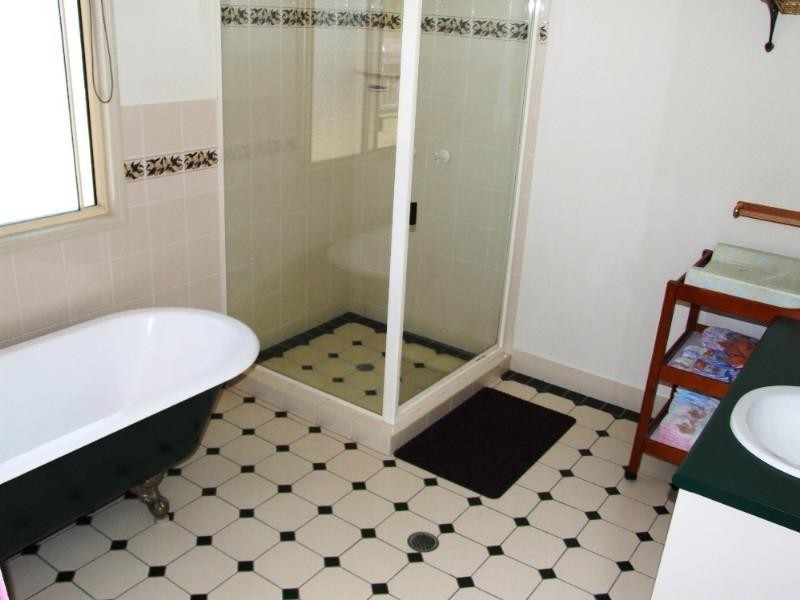 525 Dawson Road, Glenlee QLD 4711