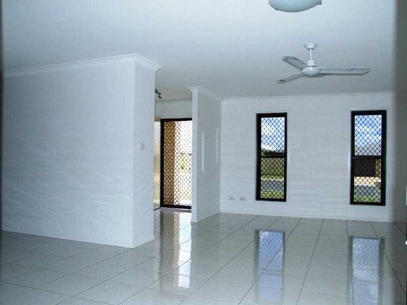 4 Rosella Drive, Gracemere QLD 4702