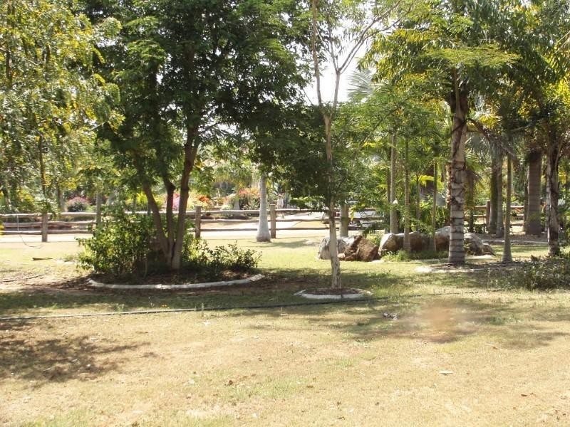 6 Constance Avenue, Rockyview QLD 4701