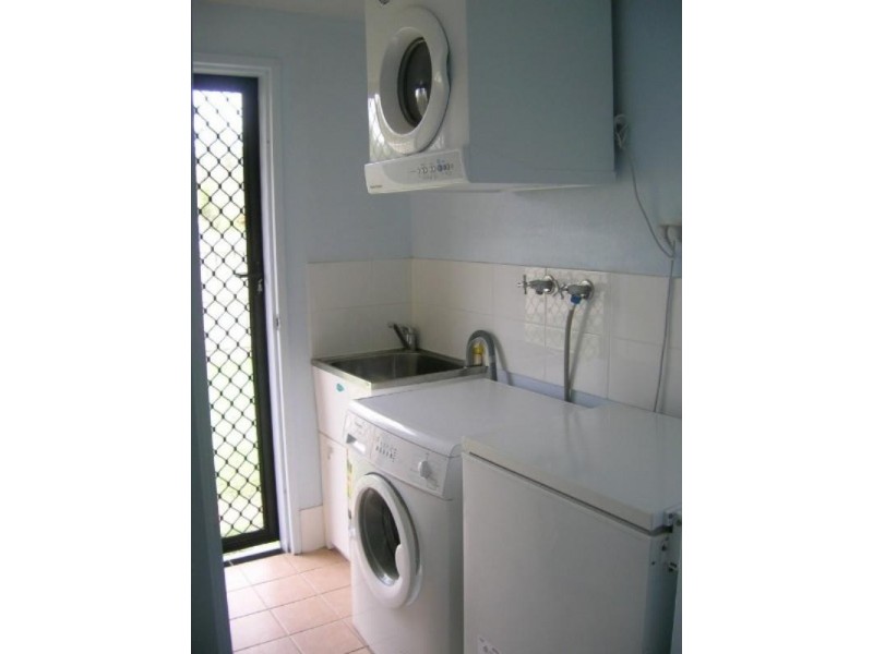 80 Keryn Drive, The Caves QLD 4702