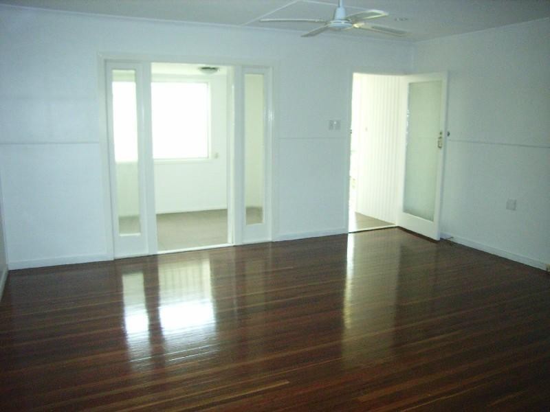249 Dean Street, Berserker QLD 4701