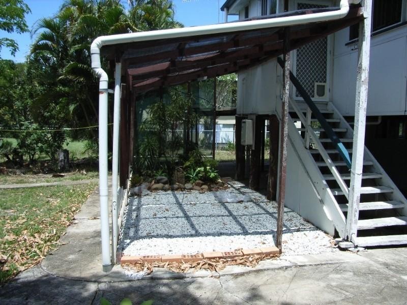 38 Thomasson Street, Park Avenue QLD 4701