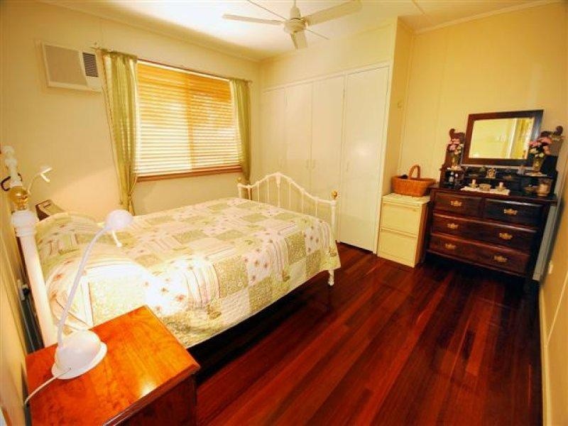 72 Penlington Street, The Range QLD 4700