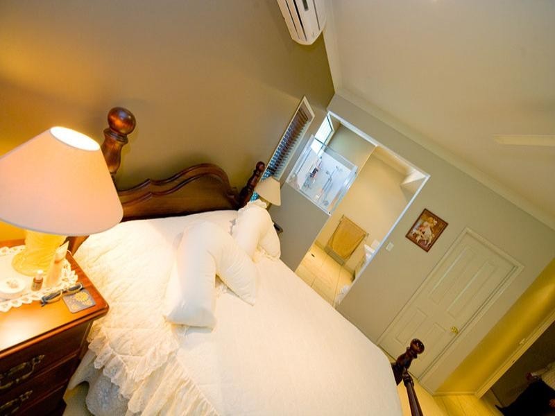 18 Treefern Terrace, Frenchville QLD 4701