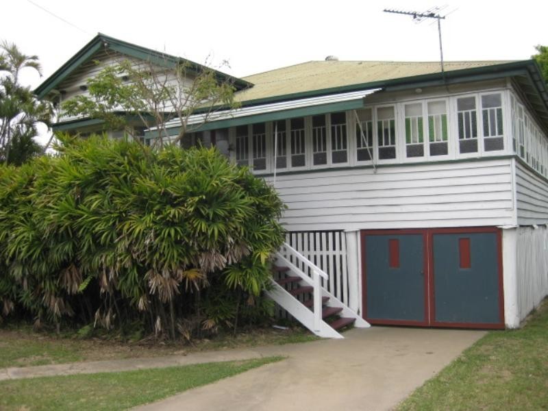 68 Main Street, Park Avenue QLD 4701