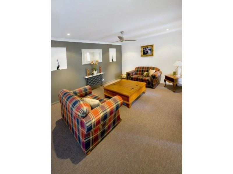 9 Magnolia Court, Frenchville QLD 4701