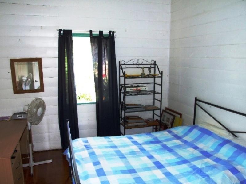 8 Harbourne Street, Koongal QLD 4701