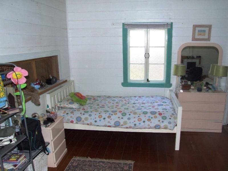 8 Harbourne Street, Koongal QLD 4701