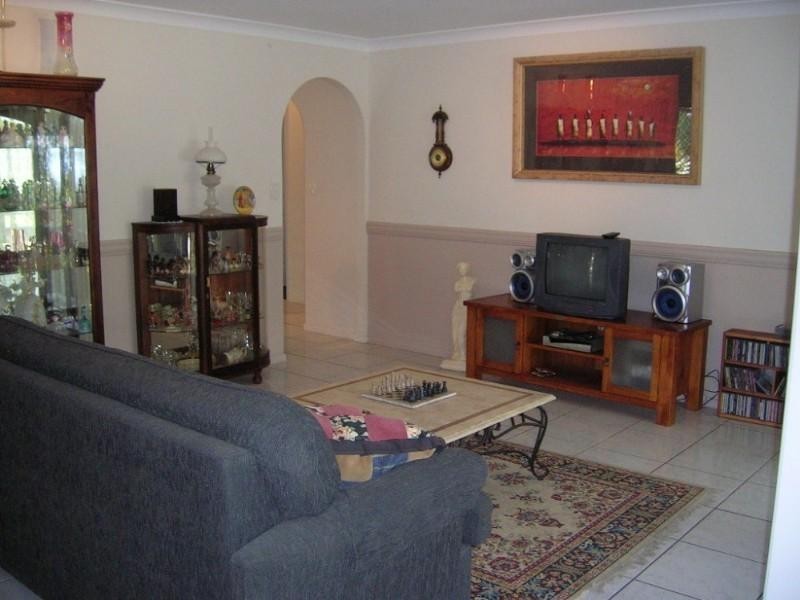 19 Price Drive, Glenlee QLD 4711