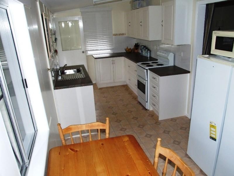 15a Main Street, Park Avenue QLD 4701