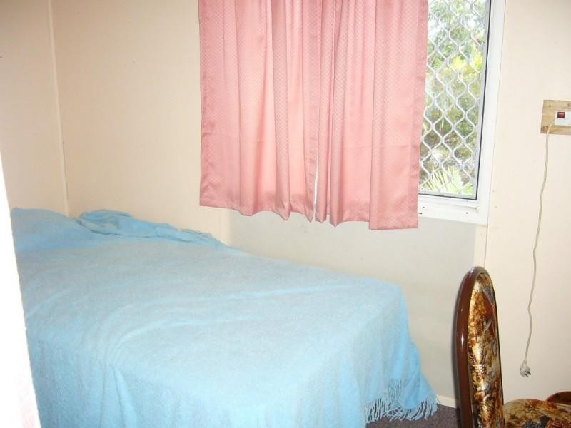 26 Taylor Street, Park Avenue QLD 4701