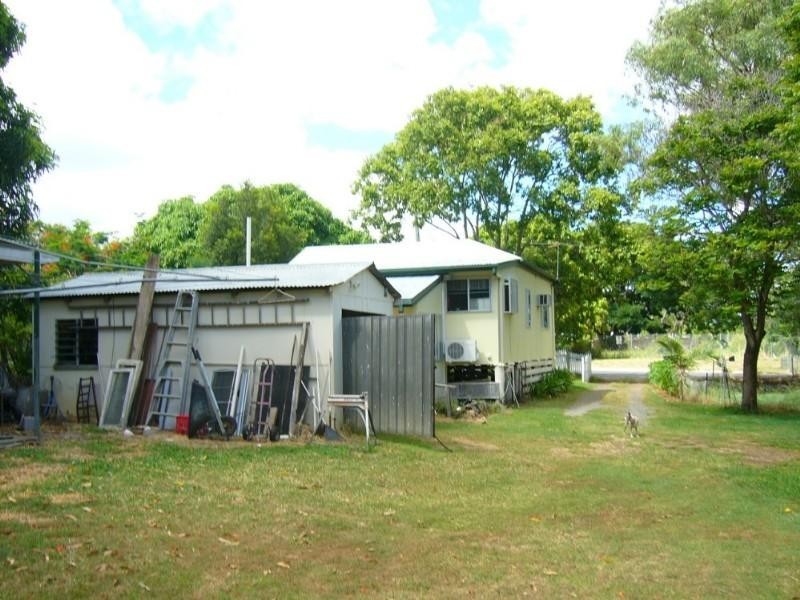 26 Taylor Street, Park Avenue QLD 4701