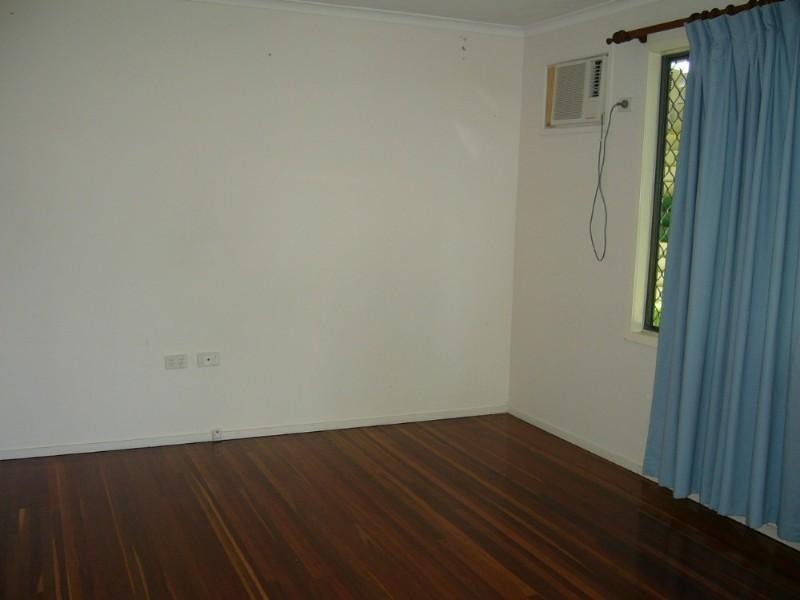 32 Hogan Street, Park Avenue QLD 4701