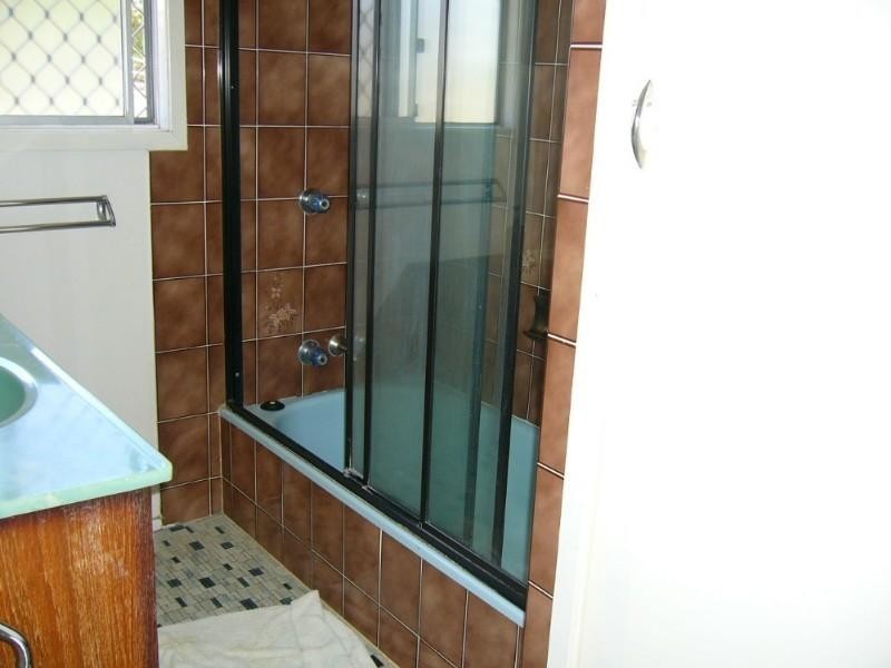 32 Hogan Street, Park Avenue QLD 4701