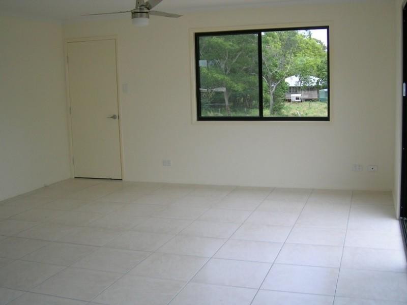 65 Moonmera Street, Kabra QLD 4702