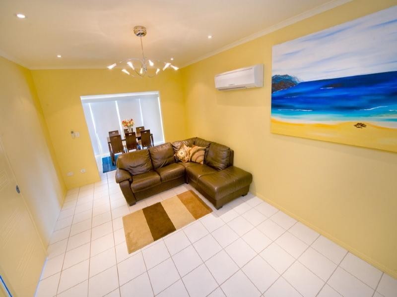 43 Reaney Street, Berserker QLD 4701