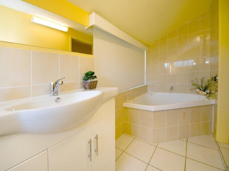 43 Reaney Street, Berserker QLD 4701